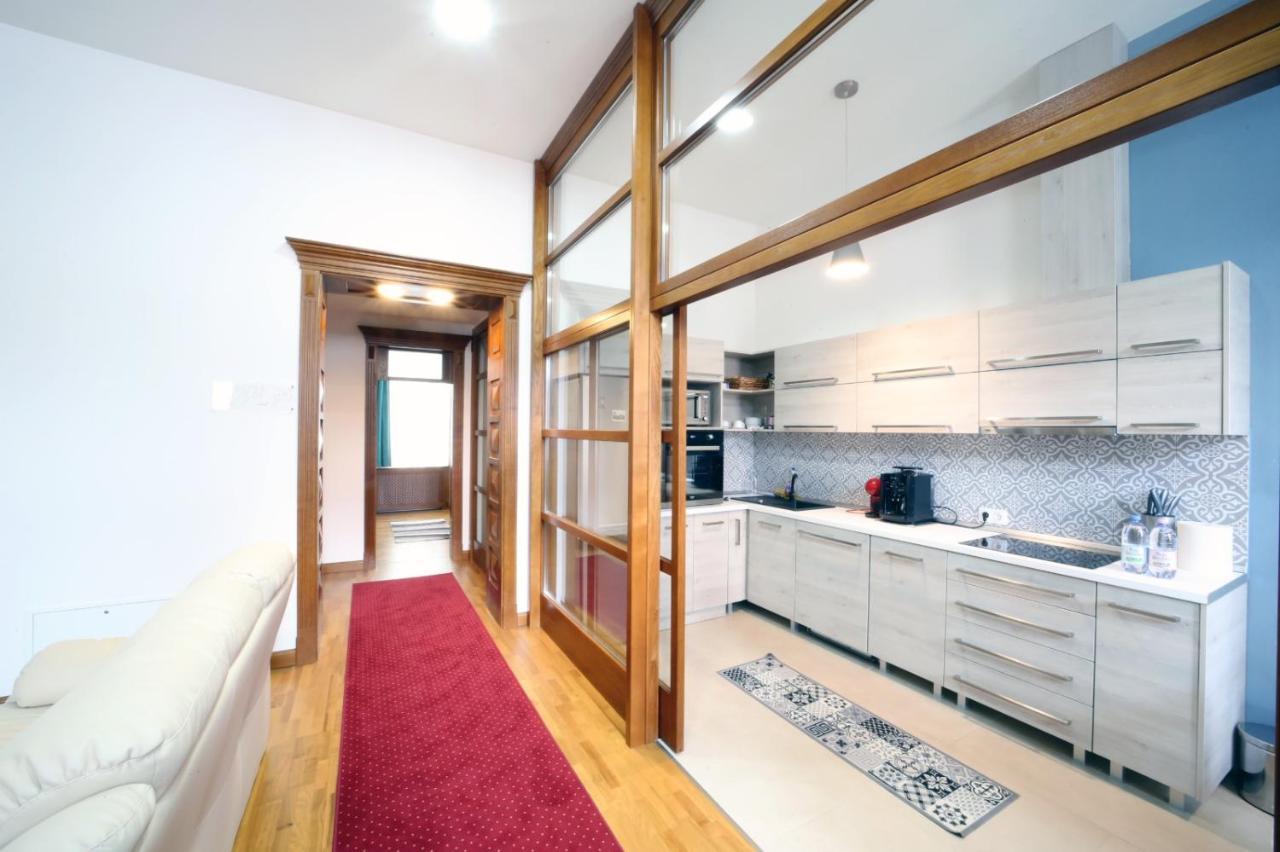 Virag Apartman Luxury โอดอร์เฮอู เซกุยเอสก์ ภายนอก รูปภาพ